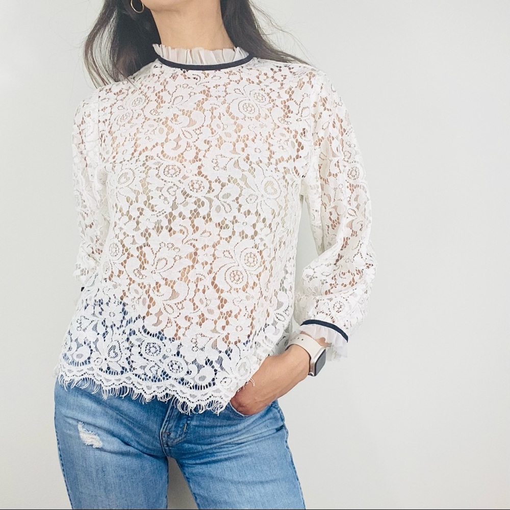 VELVET BY GRAHAM & SPENCER WHITE LACE BLOUSE